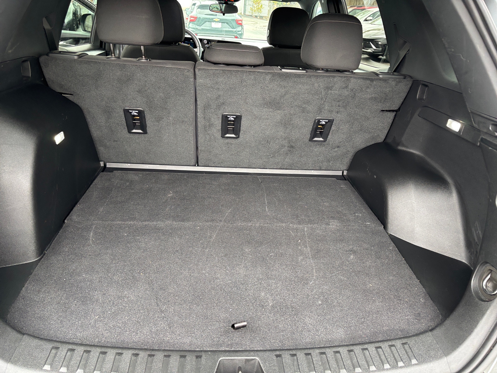 Thumbnail: 2025 Chevrolet Equinox - 4