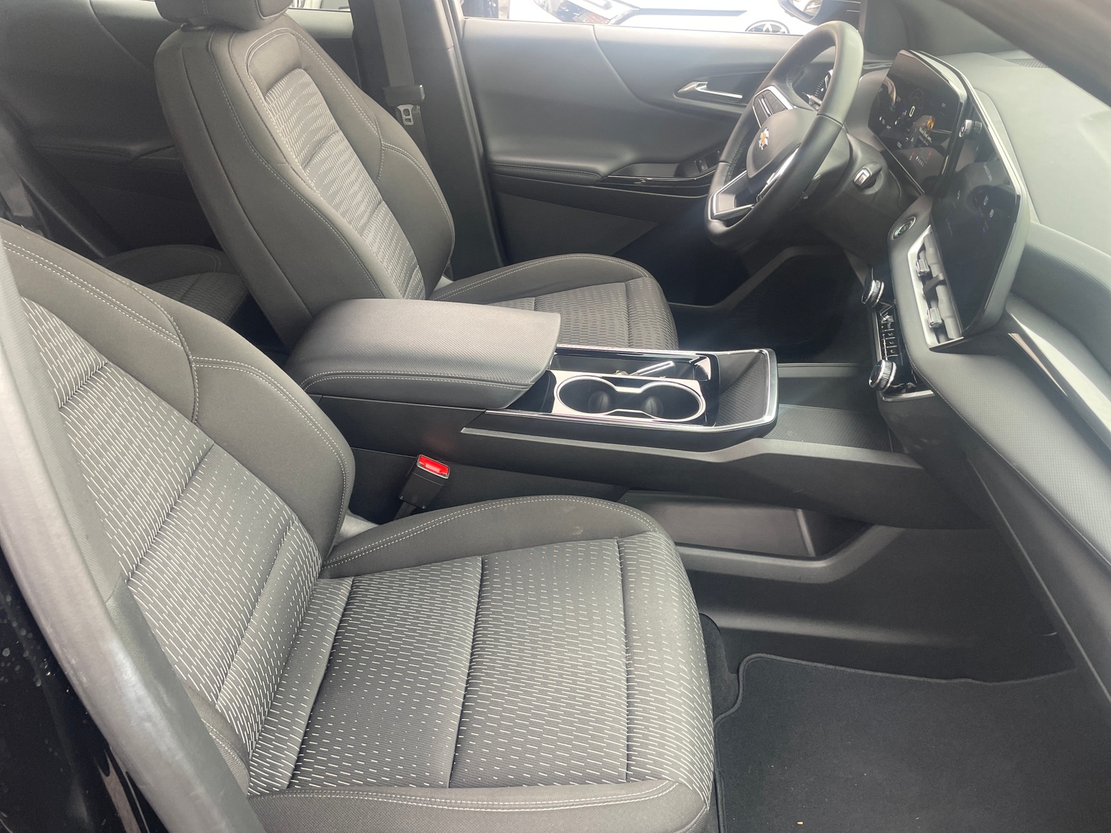 Thumbnail: 2025 Chevrolet Equinox - 2