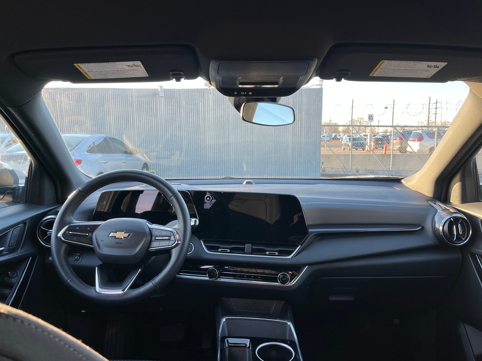 Thumbnail: 2025 Chevrolet Equinox - 3