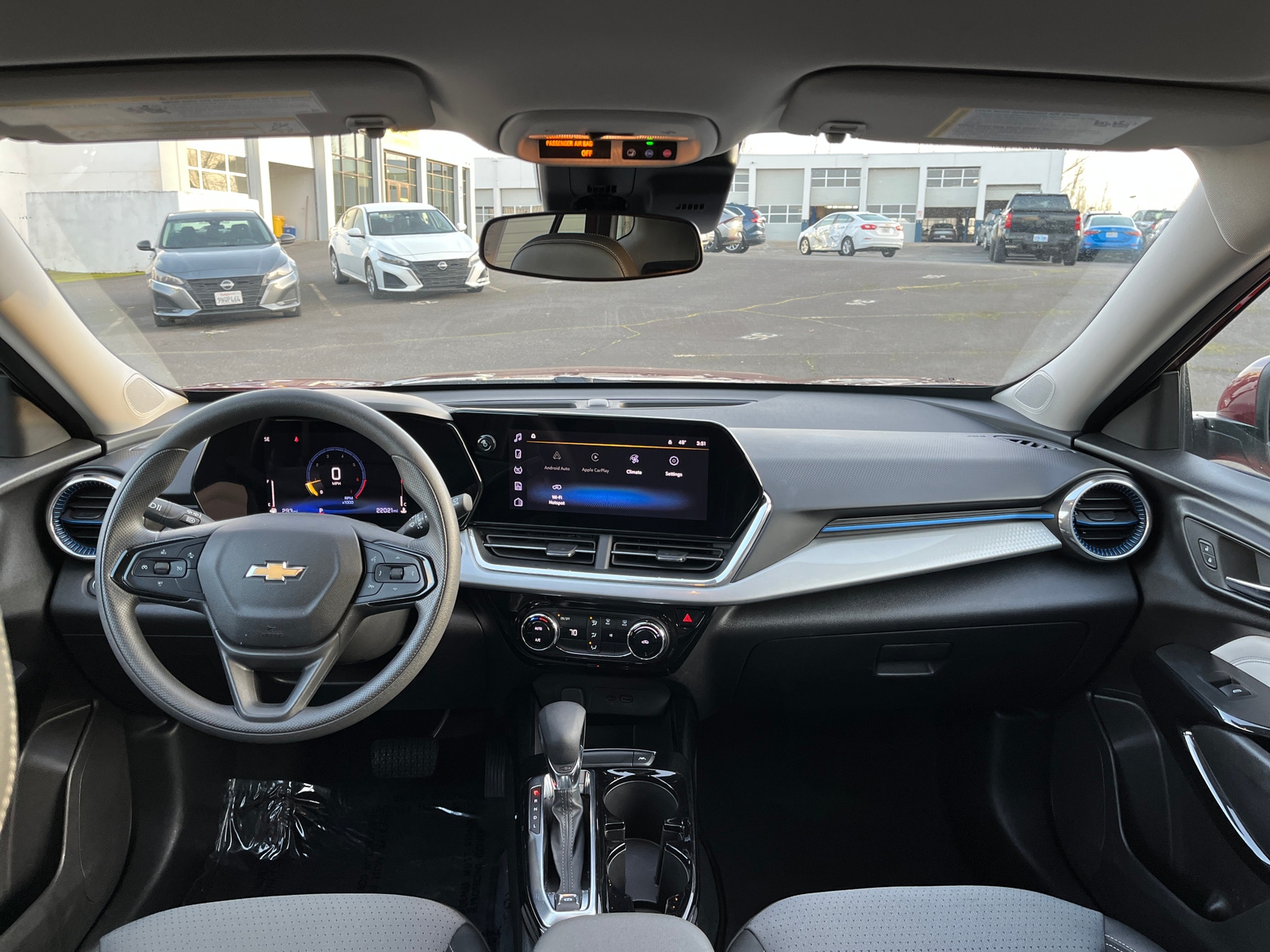 Thumbnail: 2025 Chevrolet Trax - 3