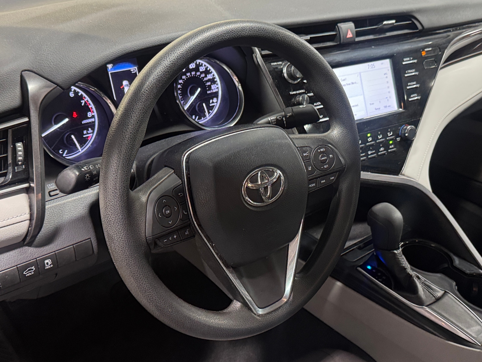 Thumbnail: 2019 Toyota Camry - 5