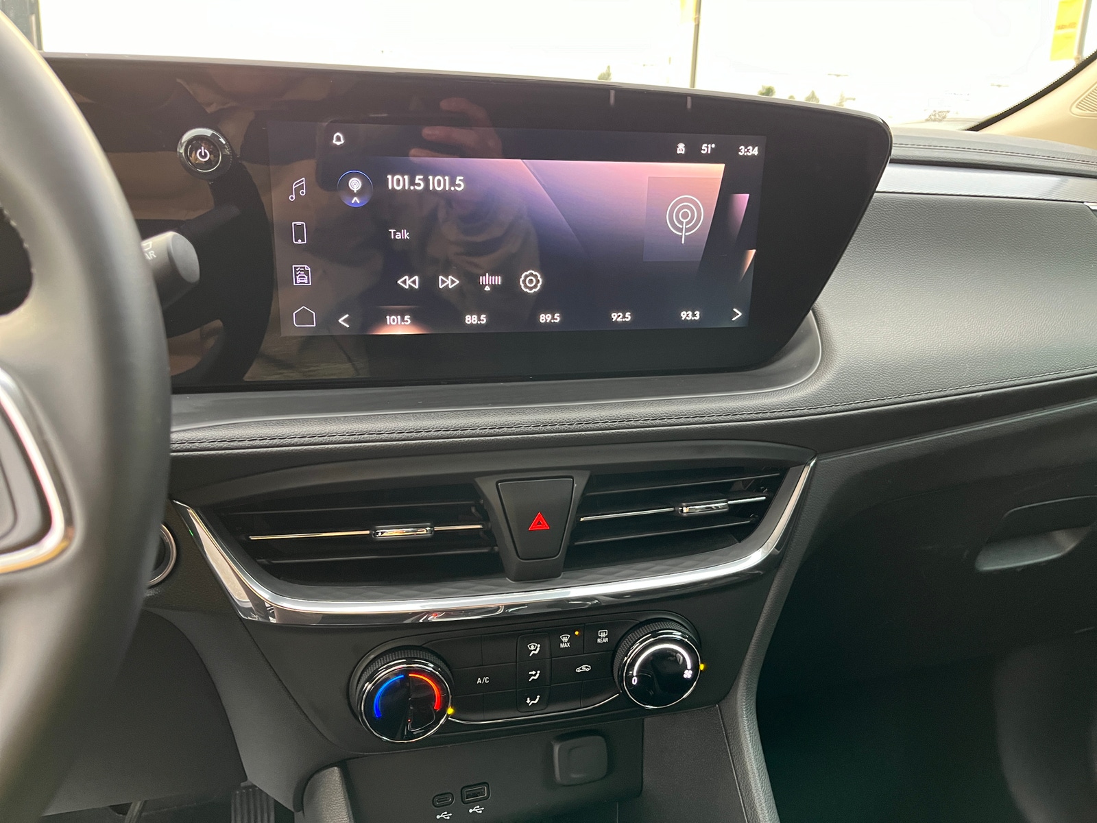 Thumbnail: 2025 Buick Encore GX - 4