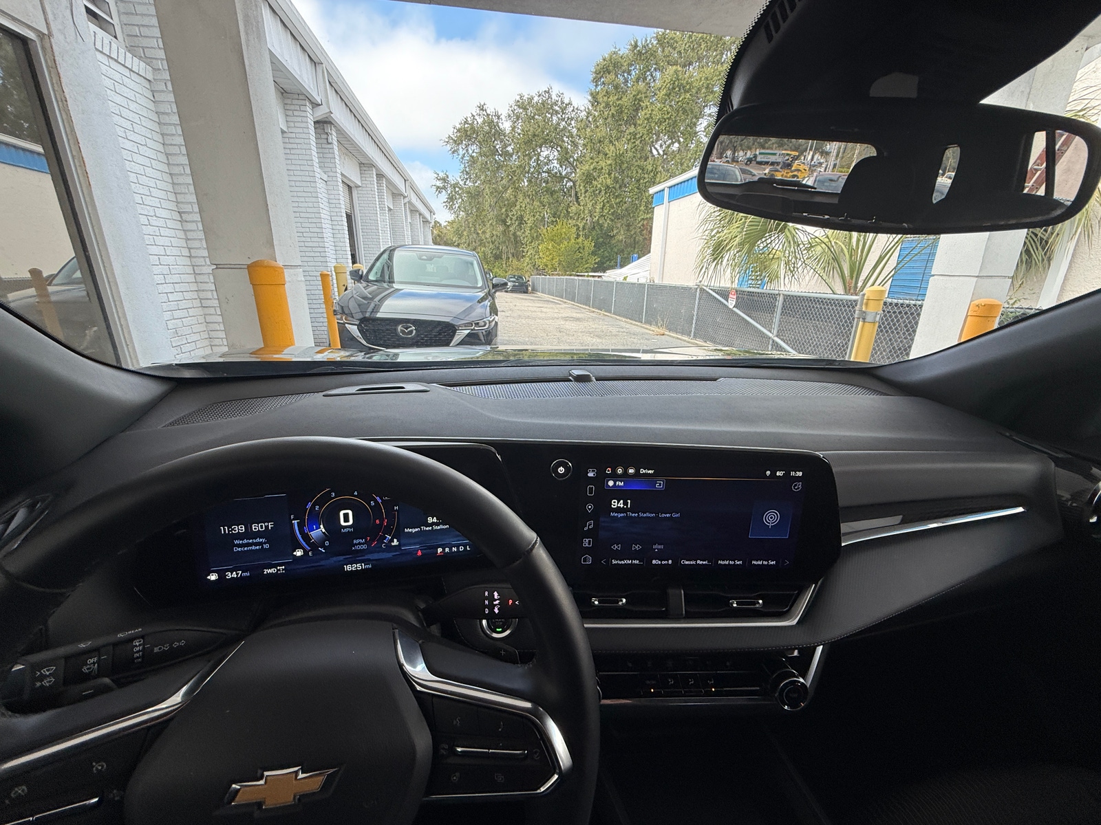 Thumbnail: 2025 Chevrolet Equinox - 3