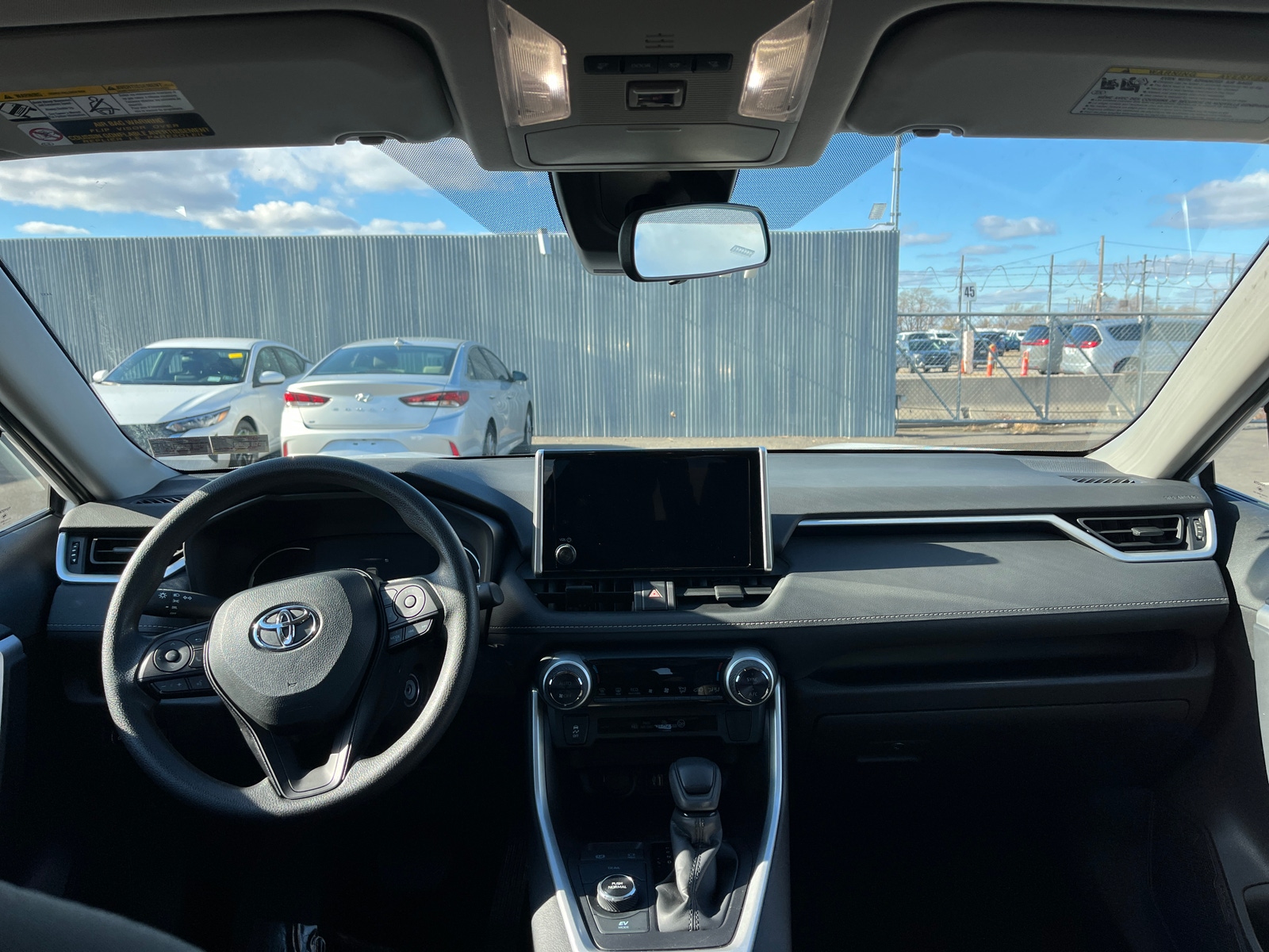 Thumbnail: 2025 Toyota RAV4 - 3