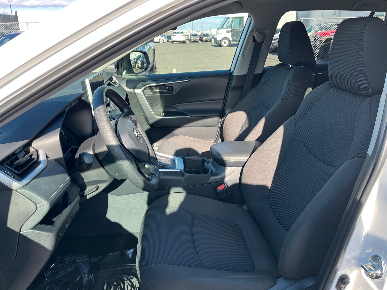 Thumbnail: 2025 Toyota RAV4 - 2