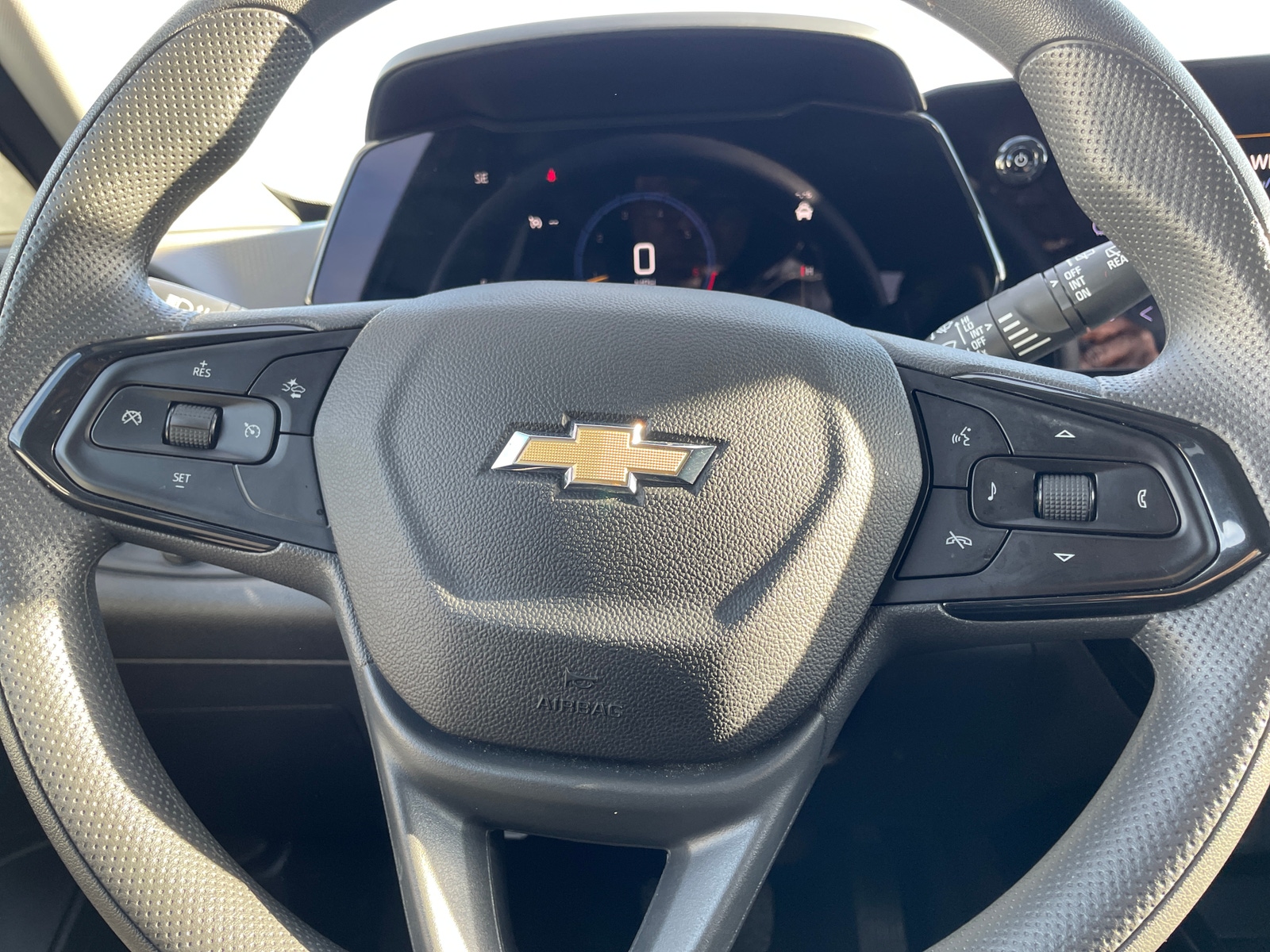 Thumbnail: 2025 Chevrolet Trax - 5