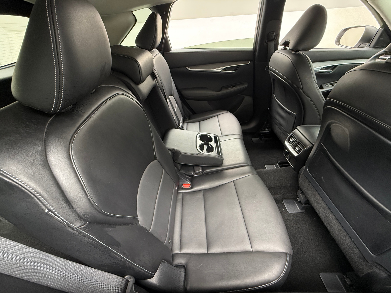 Thumbnail: 2021 INFINITI QX50 - 5