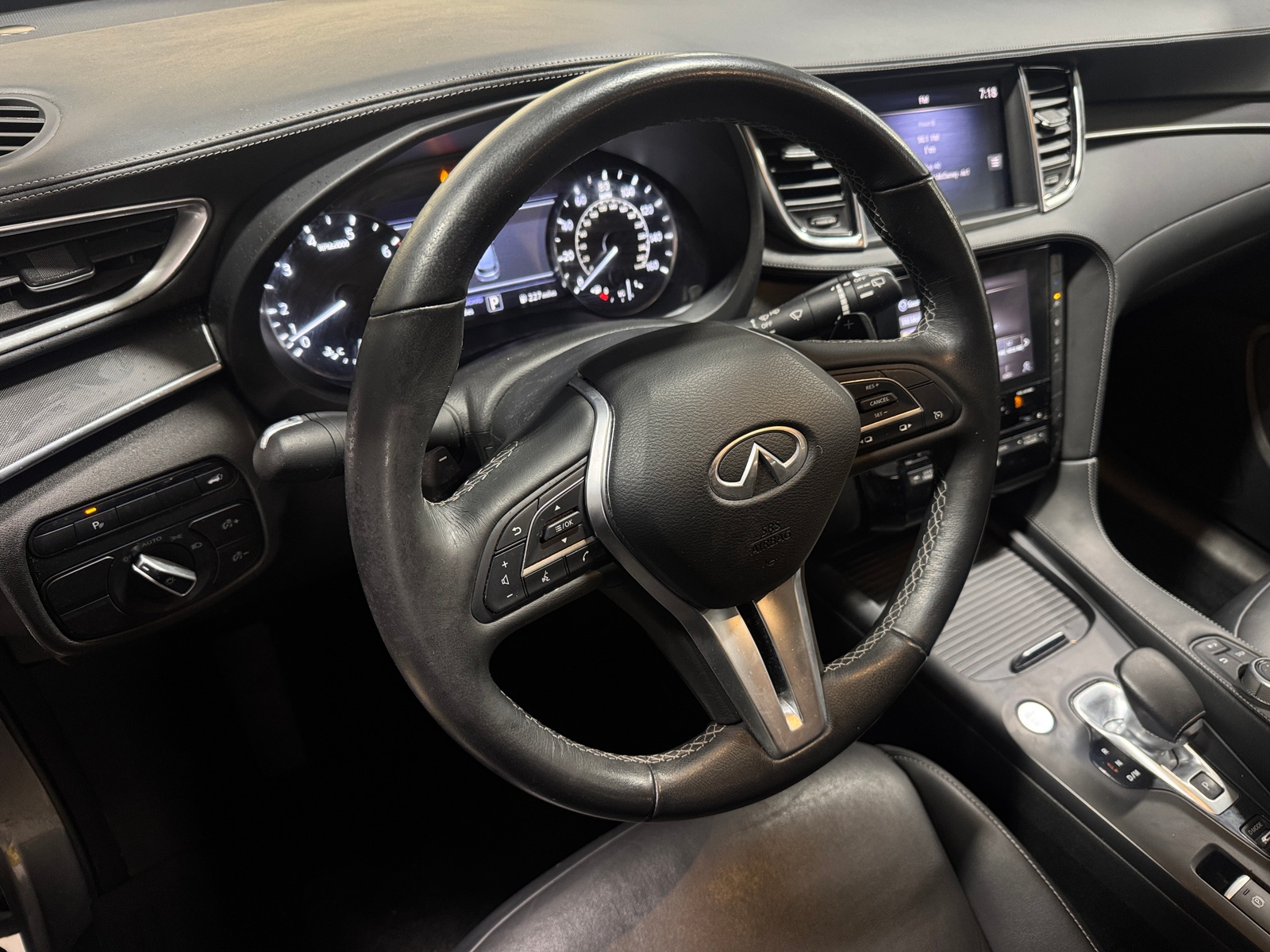 Thumbnail: 2021 INFINITI QX50 - 4