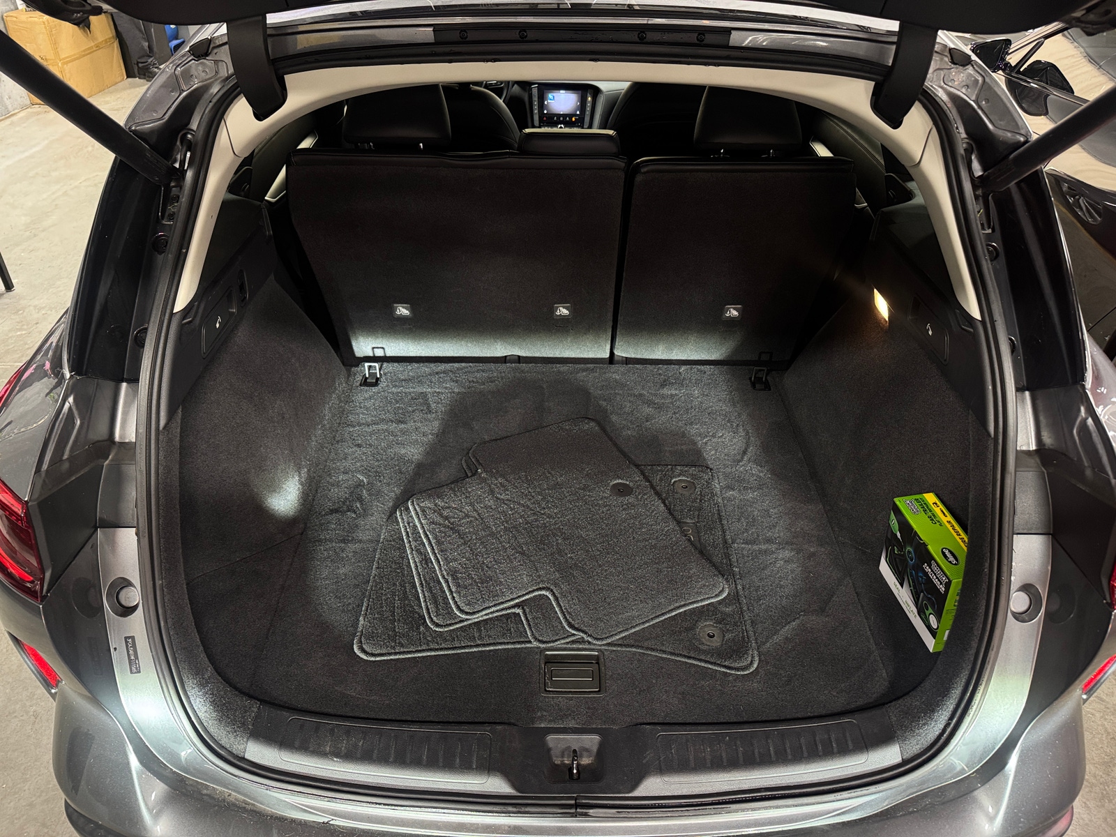 Thumbnail: 2021 INFINITI QX50 - 6