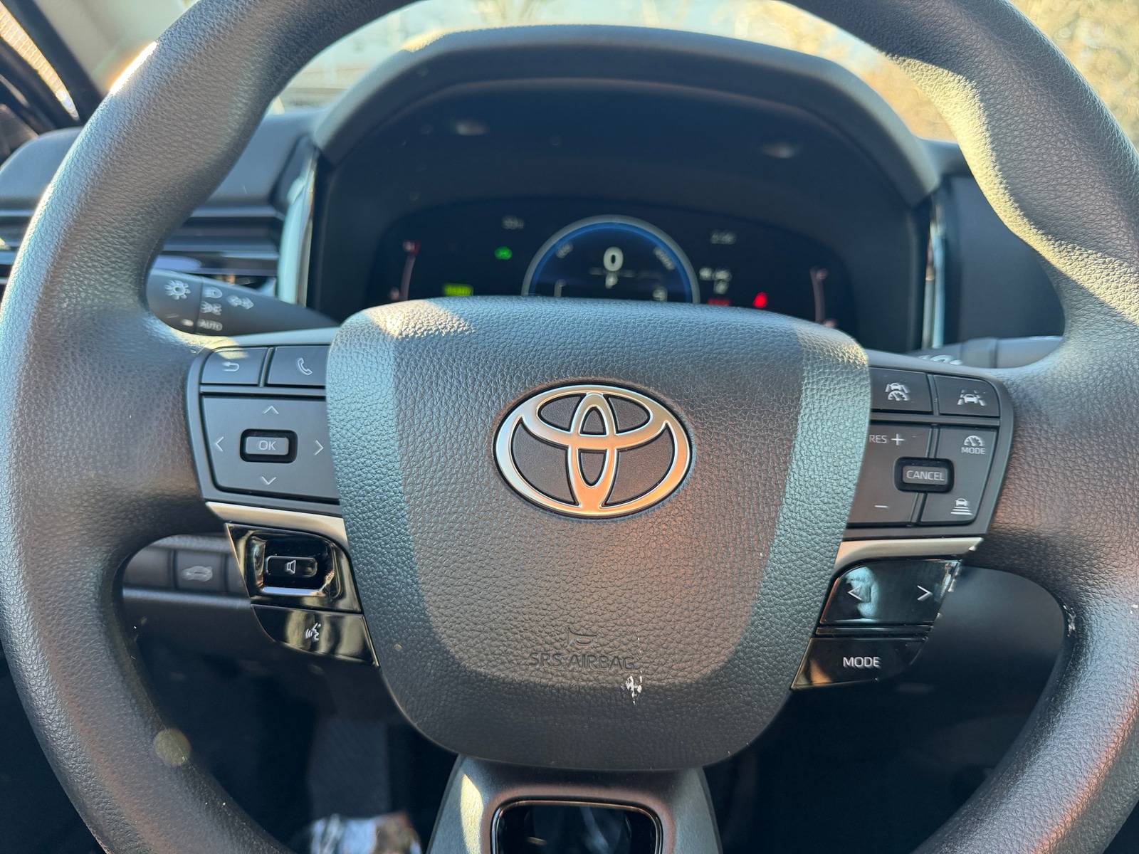 Thumbnail: 2025 Toyota Camry - 5