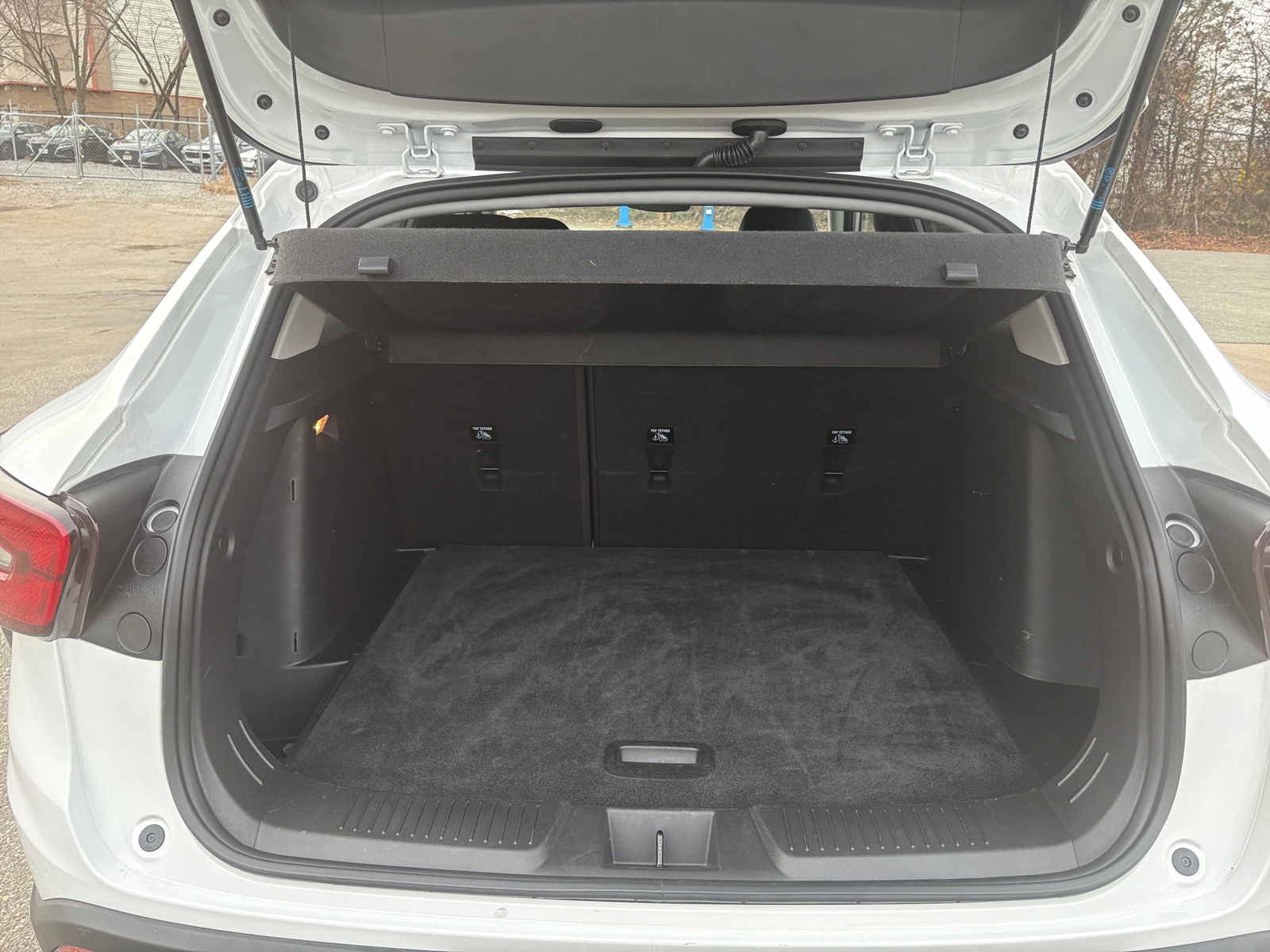 Thumbnail: 2025 Chevrolet Trax - 6