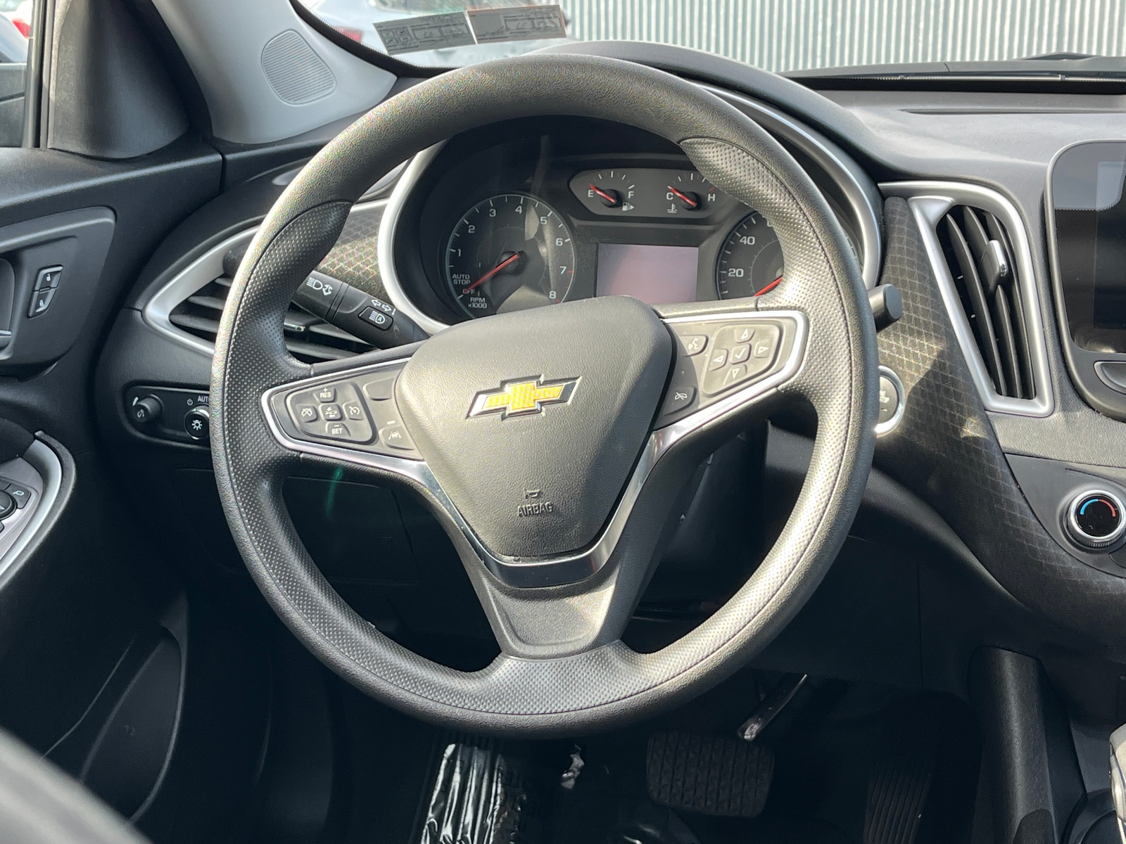 Thumbnail: 2024 Chevrolet Malibu - 5