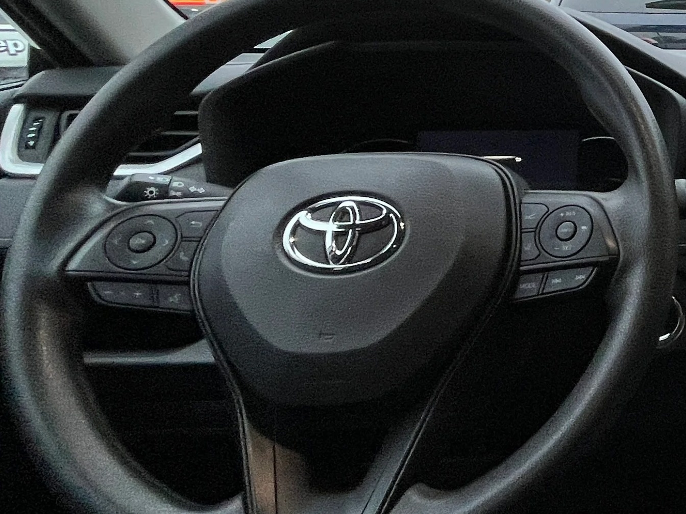 Thumbnail: 2025 Toyota RAV4 - 5