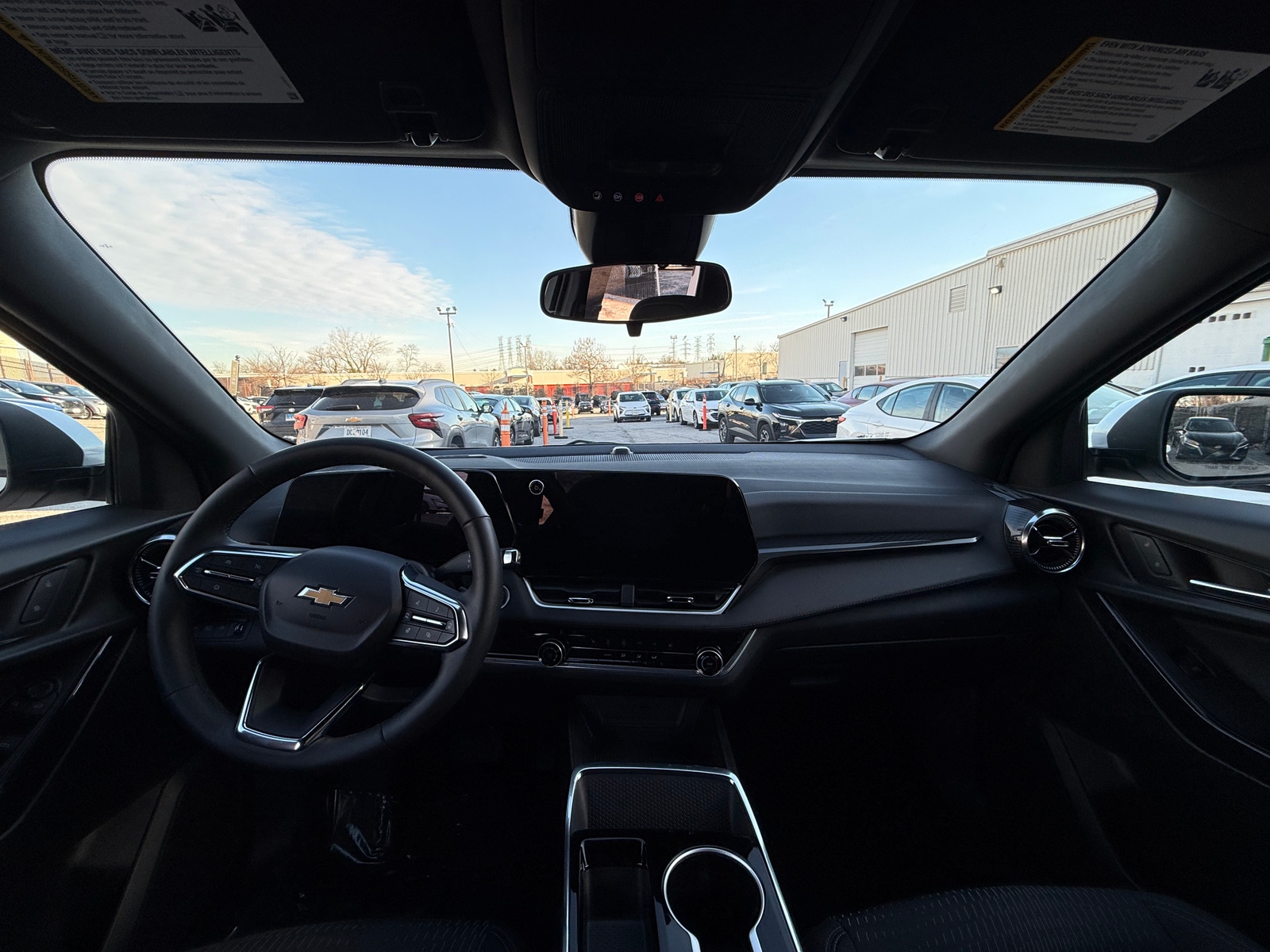 Thumbnail: 2025 Chevrolet Equinox - 3