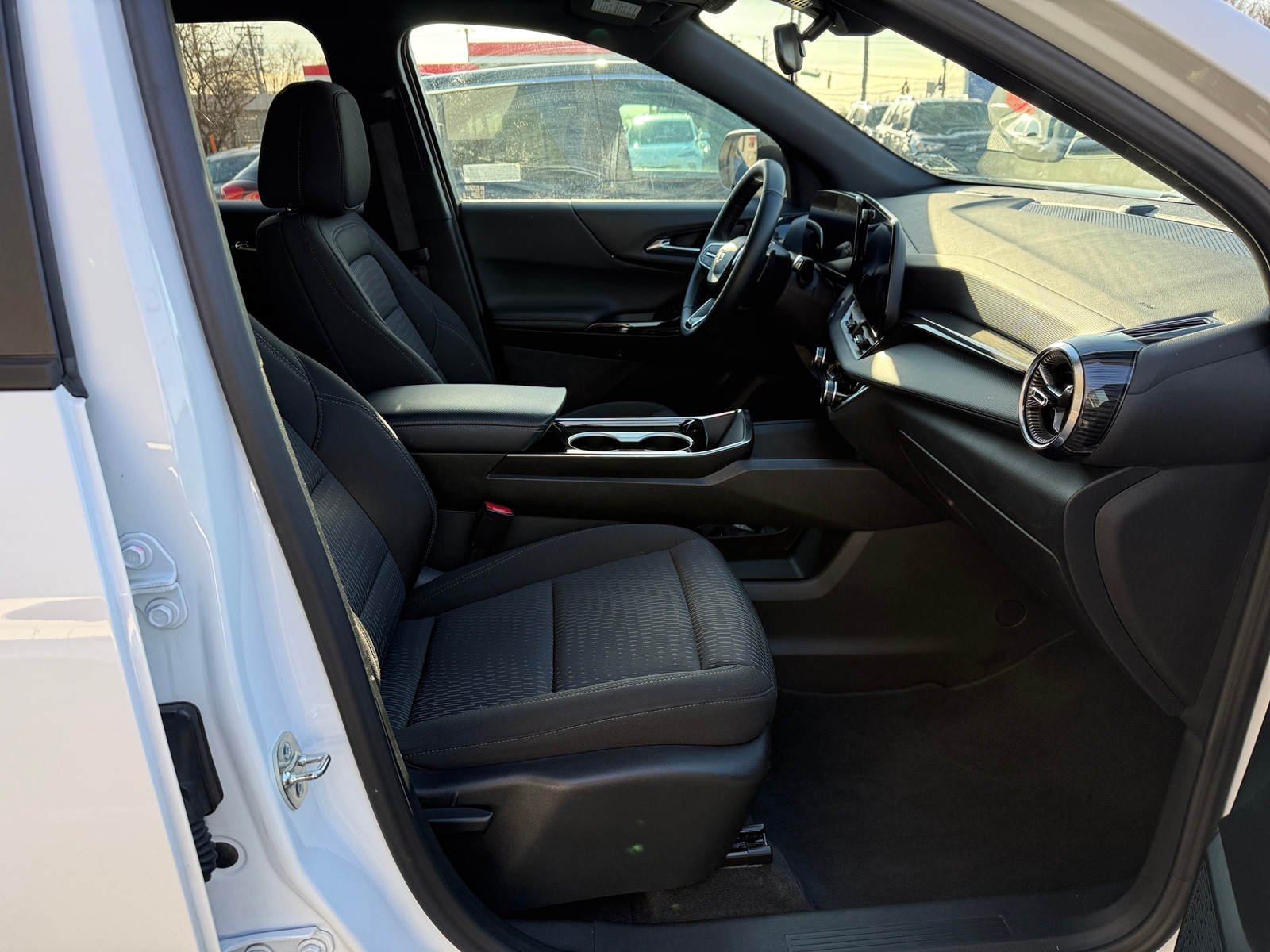 Thumbnail: 2025 Chevrolet Equinox - 2