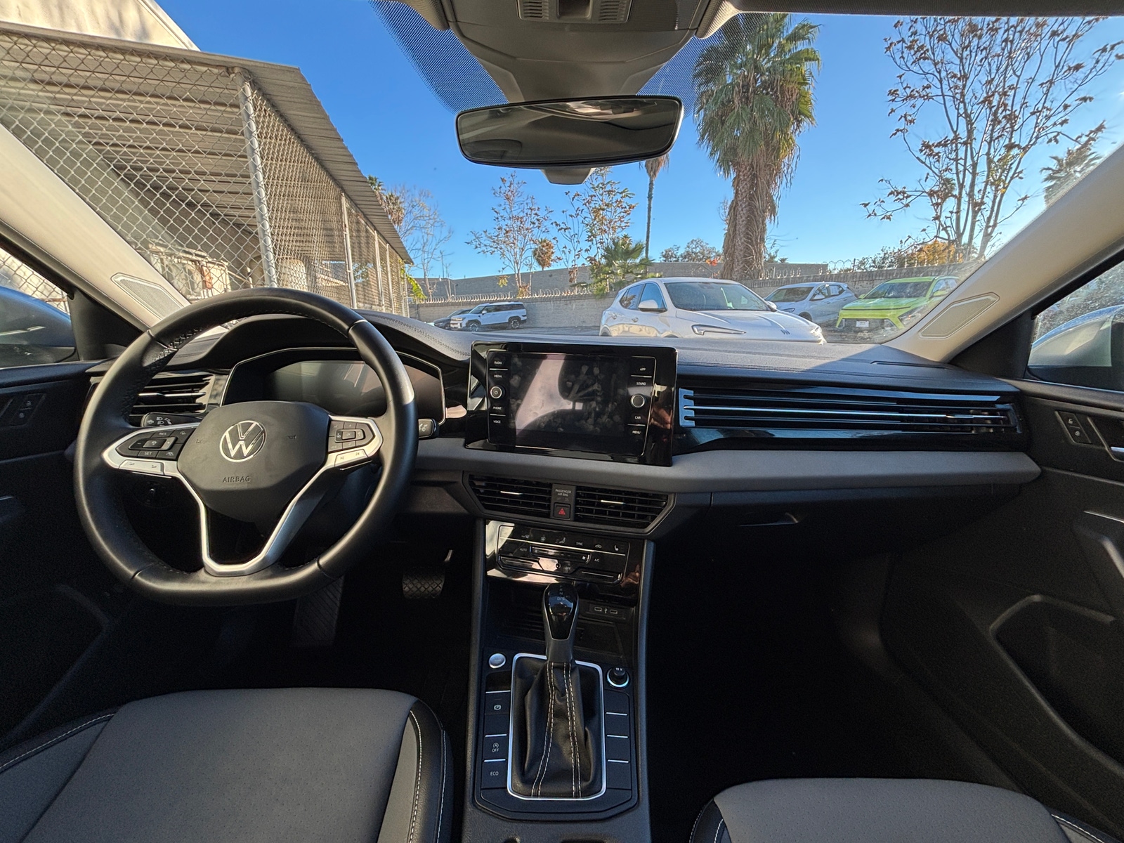 Thumbnail: 2025 Volkswagen Jetta - 2