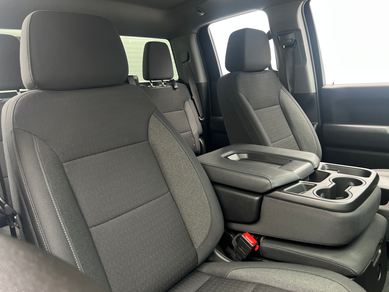 Thumbnail: 2025 Chevrolet Silverado 1500 - 2