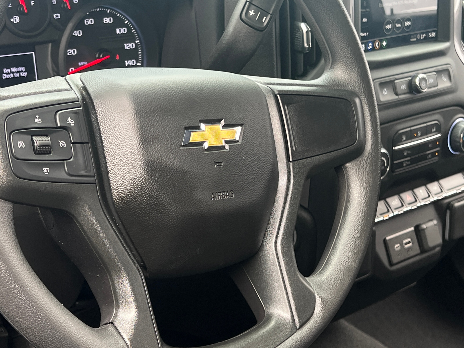 Thumbnail: 2025 Chevrolet Silverado 1500 - 5