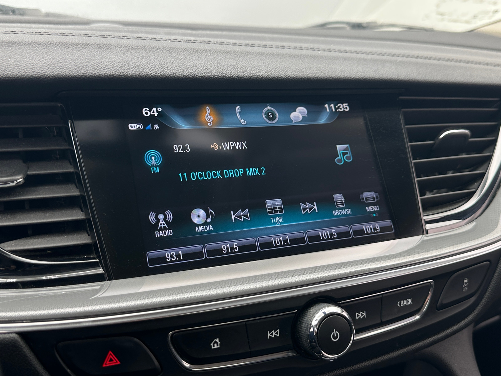 Thumbnail: 2018 Buick Regal - 4