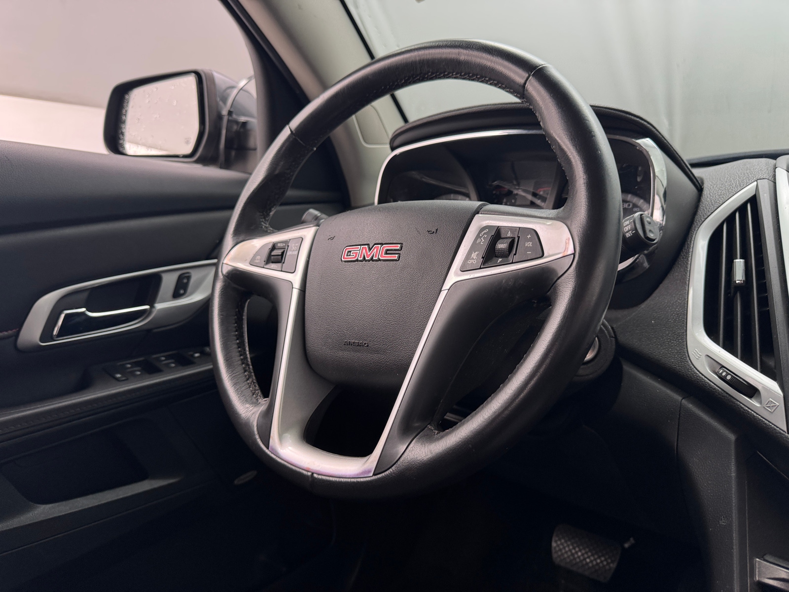 Thumbnail: 2017 GMC Terrain - 5