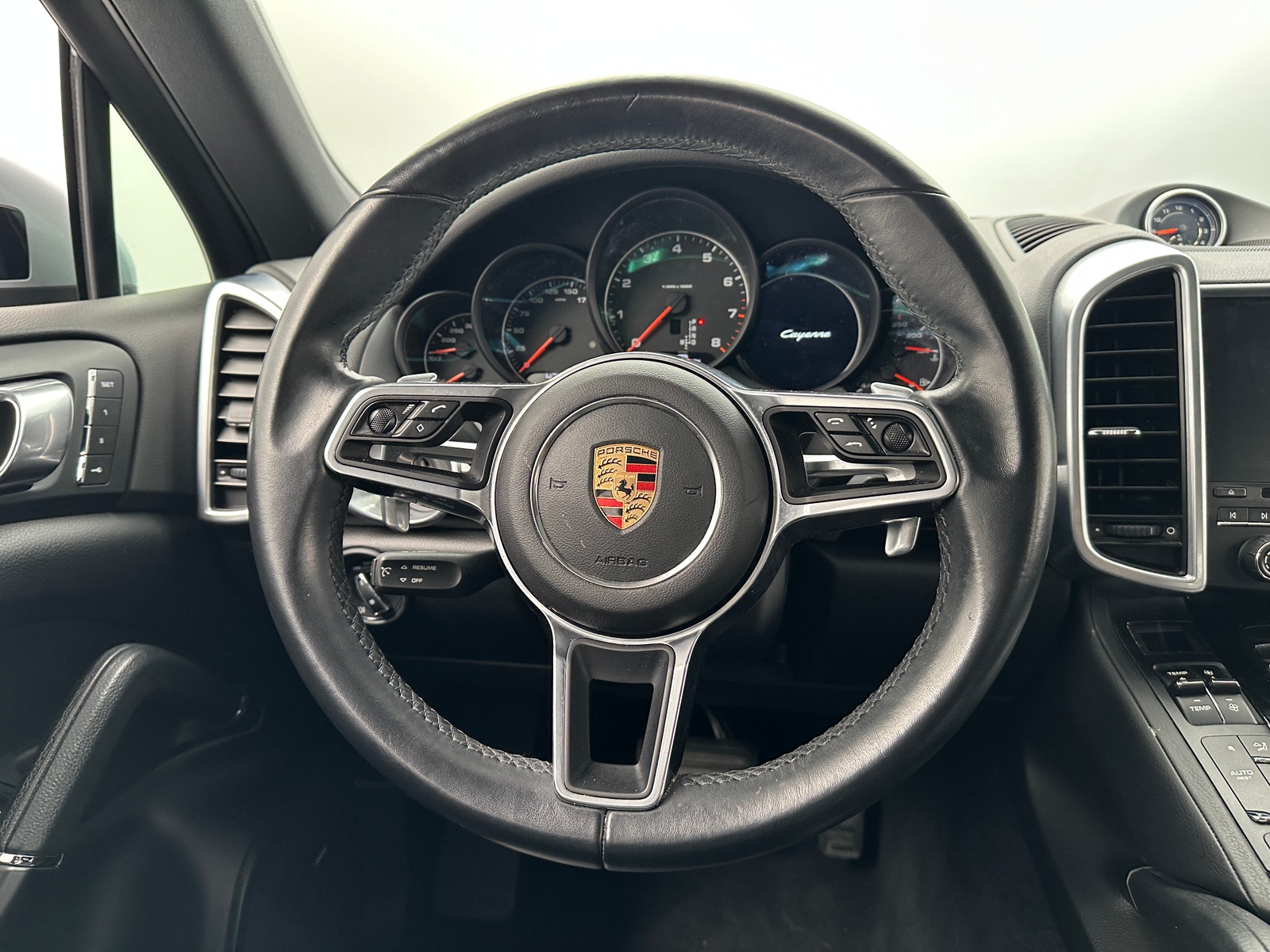 Thumbnail: 2017 Porsche Cayenne - 4