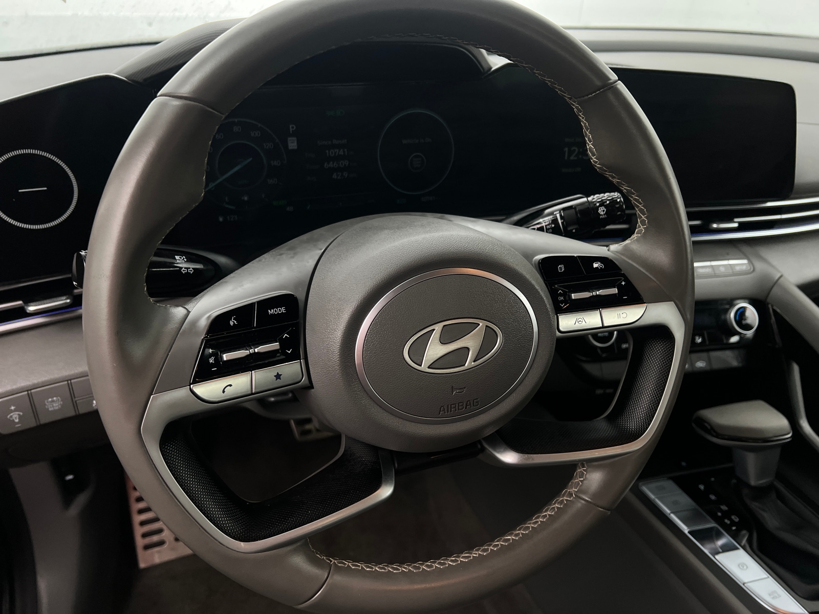 Thumbnail: 2025 Hyundai Elantra - 5