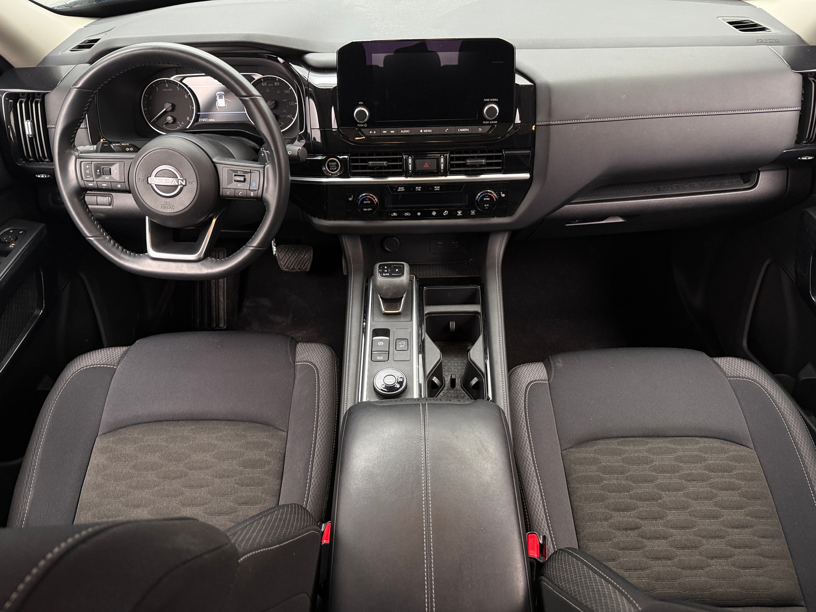 Thumbnail: 2024 Nissan Pathfinder - 3