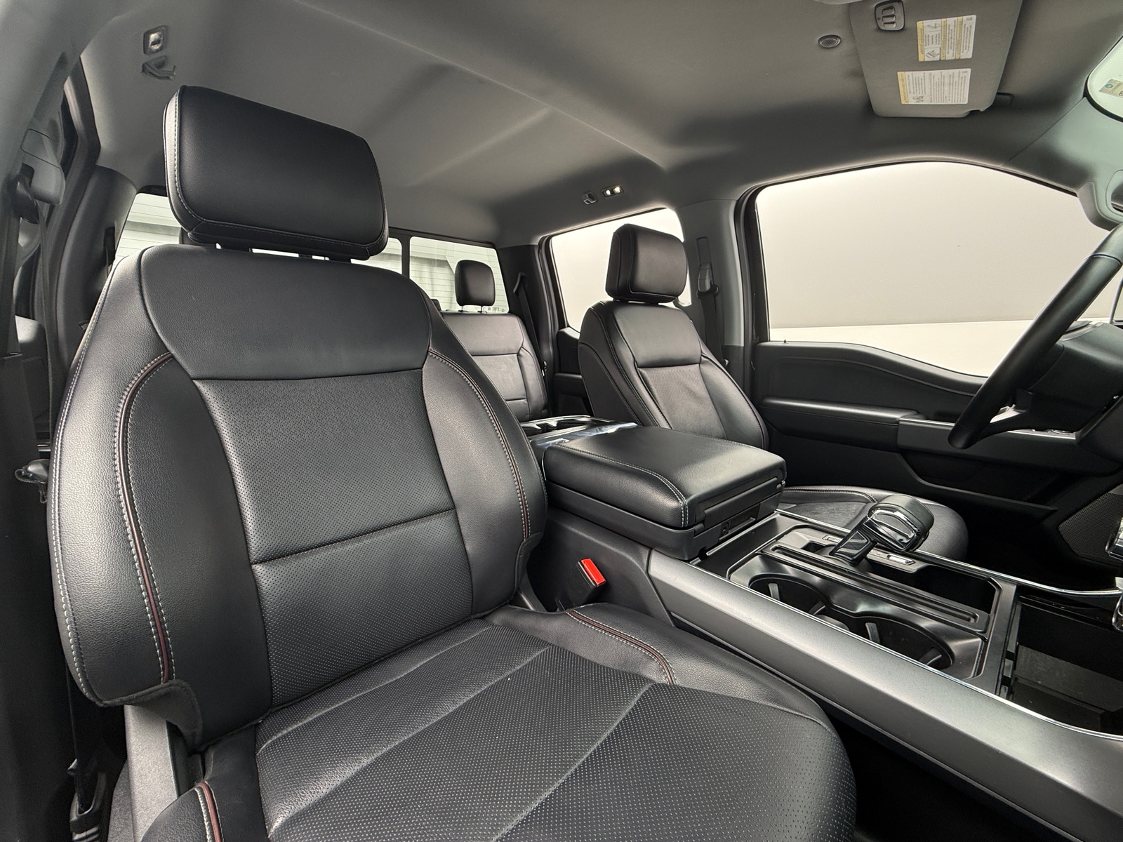 Thumbnail: 2022 Ford Econoline - 2