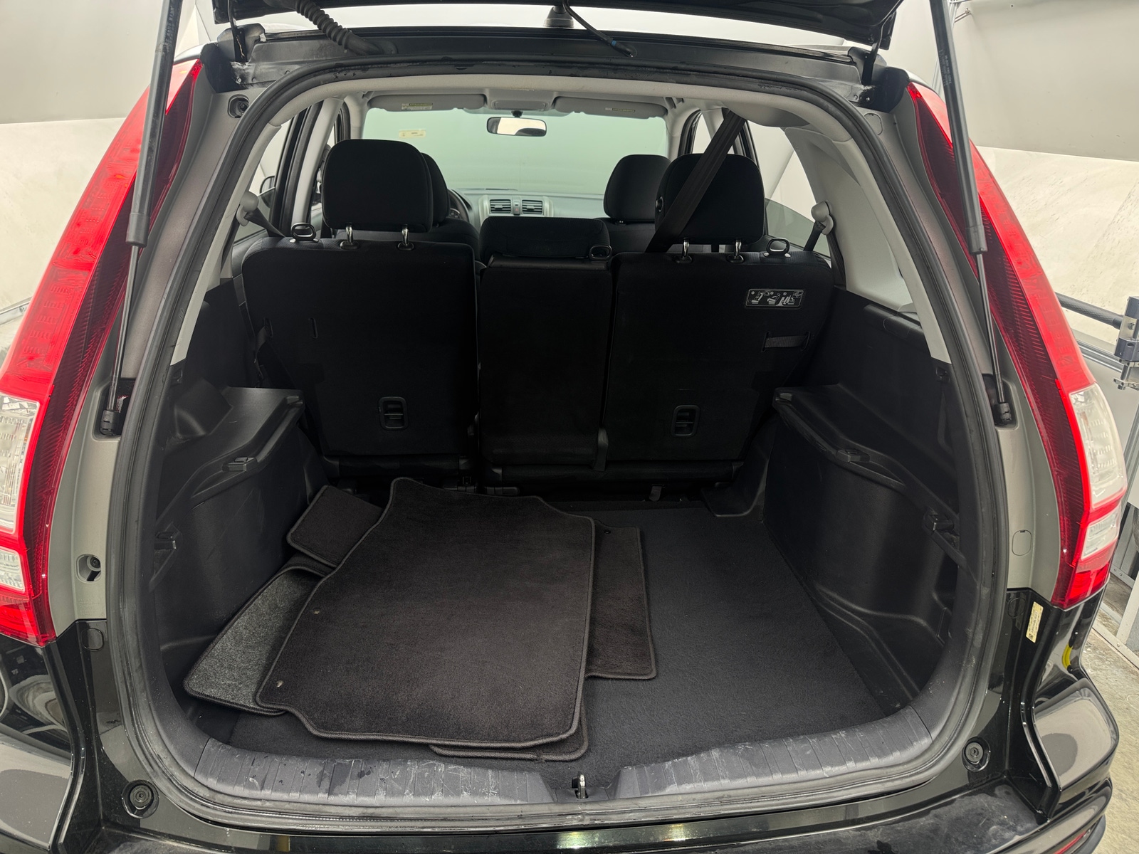 Thumbnail: 2011 Honda CR-V - 7