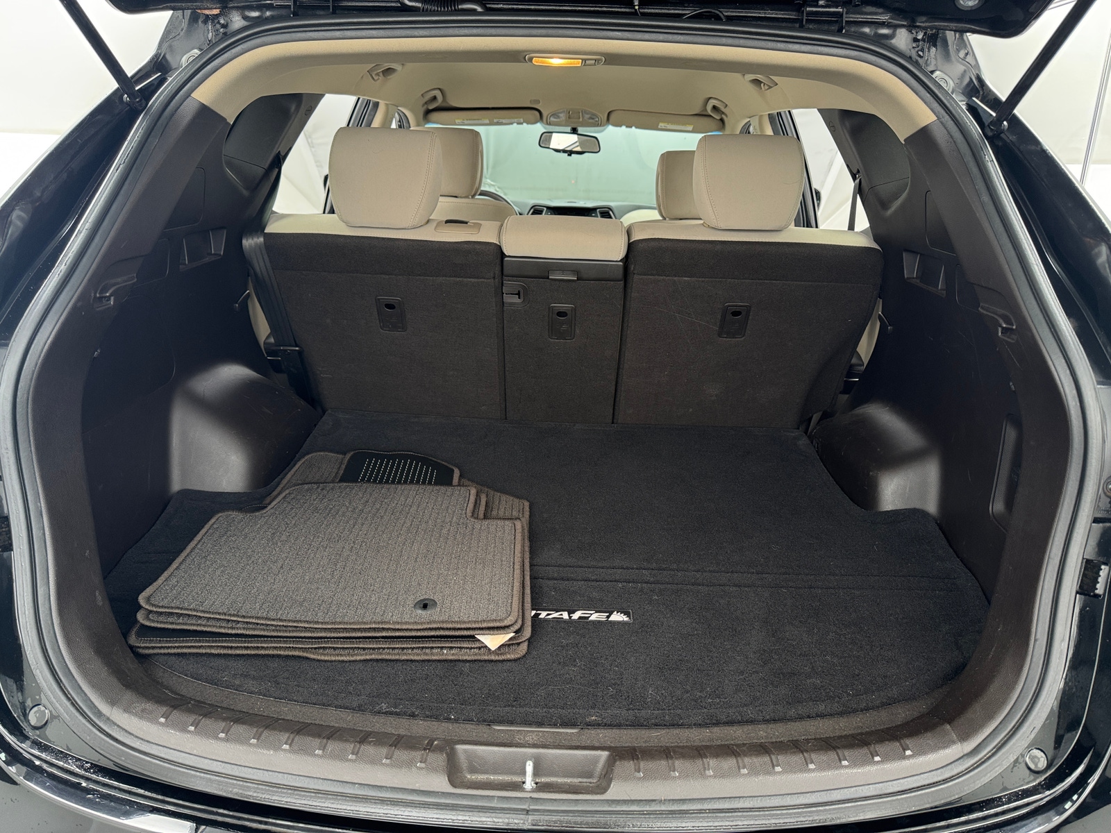 Thumbnail: 2016 Hyundai Santa Fe - 7