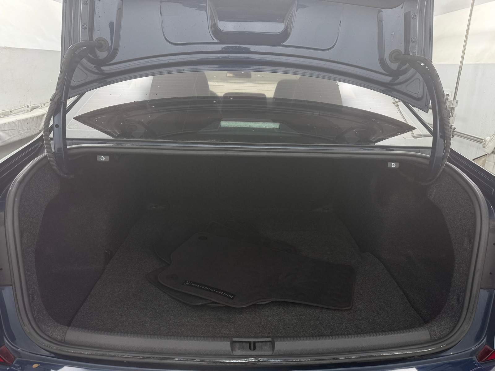 Thumbnail: 2019 Volkswagen Passat - 7