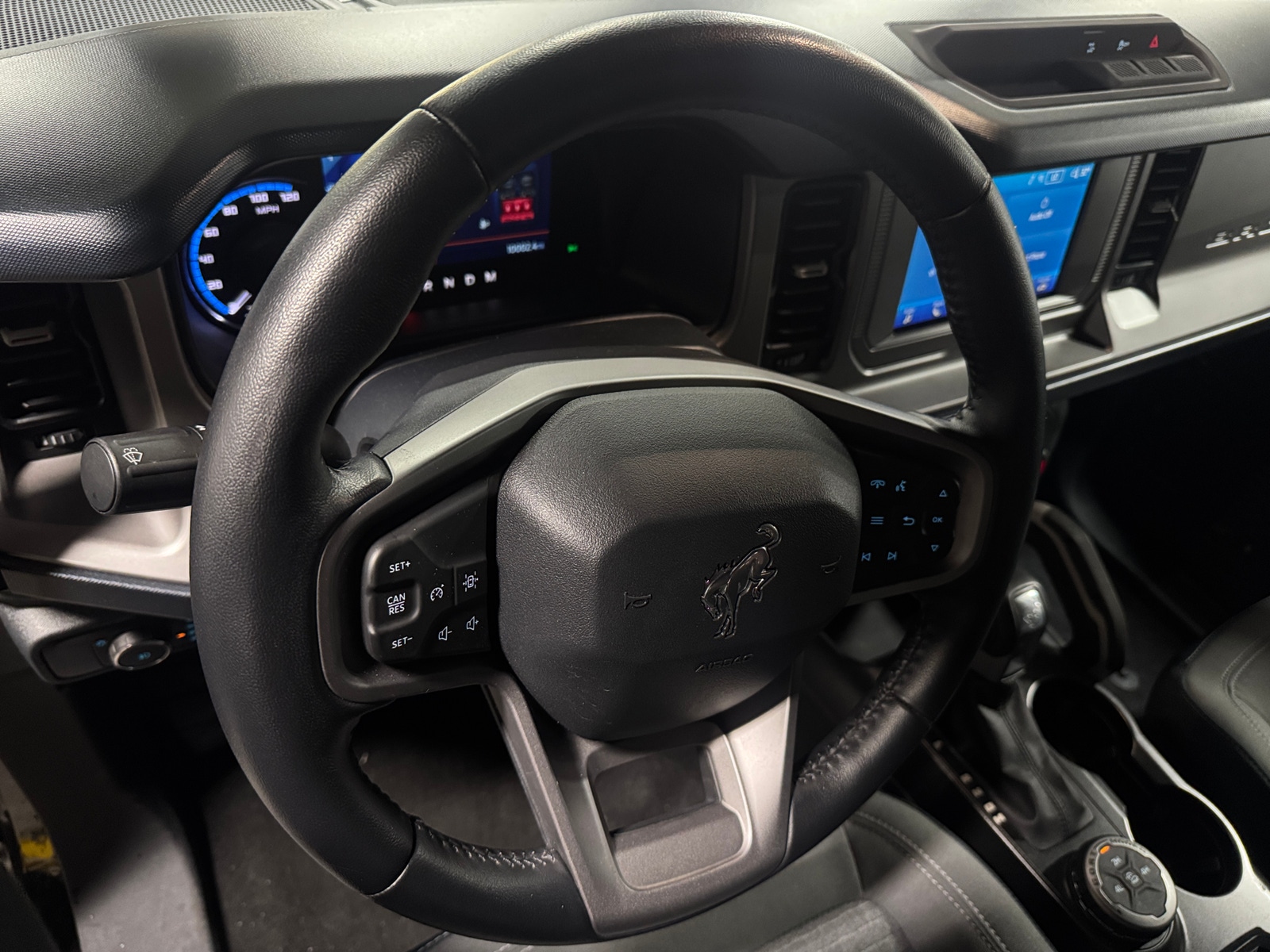 Thumbnail: 2022 Ford Bronco - 5