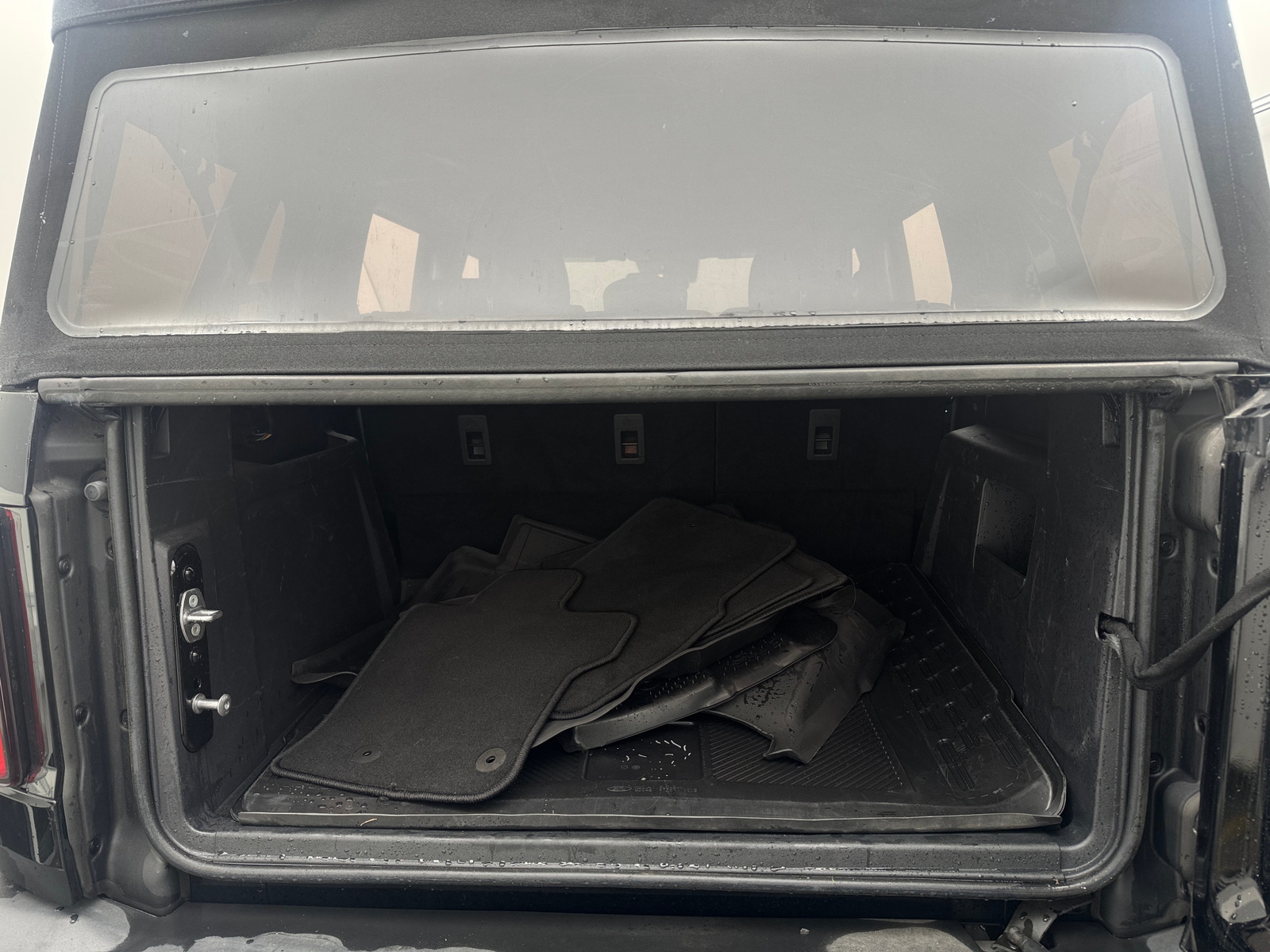 Thumbnail: 2022 Ford Bronco - 7