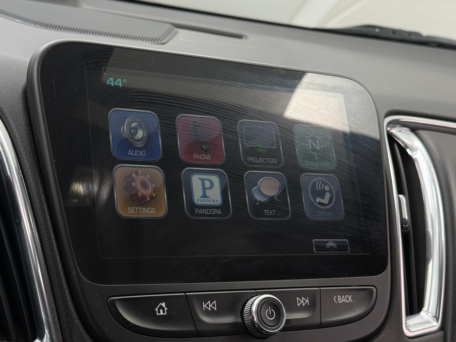 Thumbnail: 2016 Chevrolet Malibu - 4