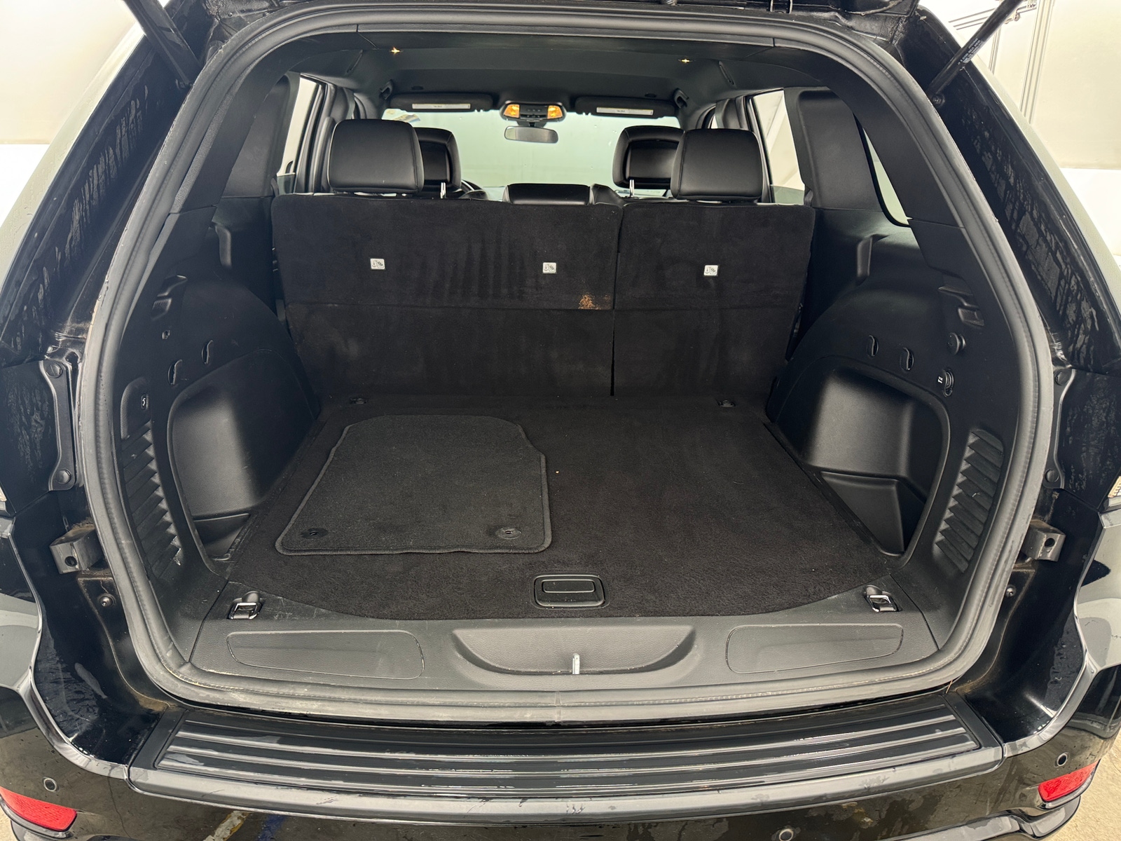 Thumbnail: 2021 Jeep Grand Cherokee - 6