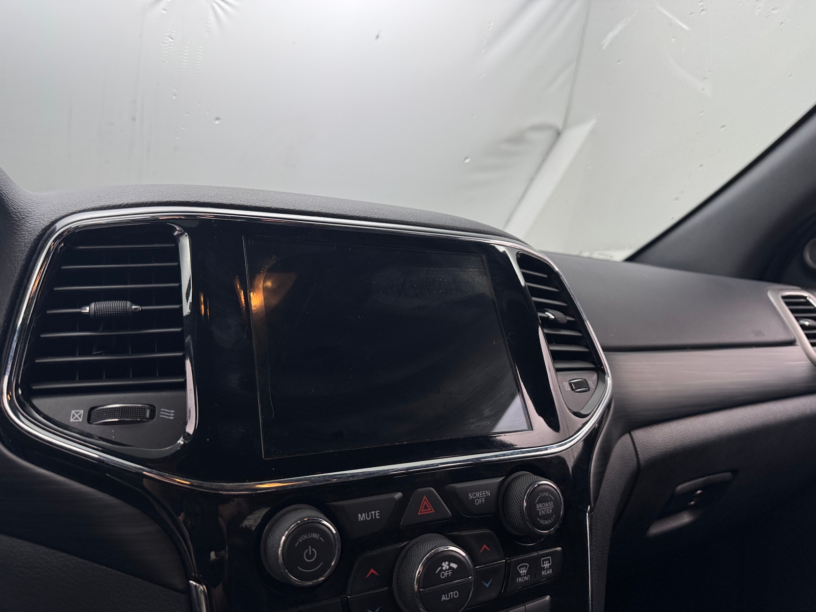 Thumbnail: 2021 Jeep Grand Cherokee - 3