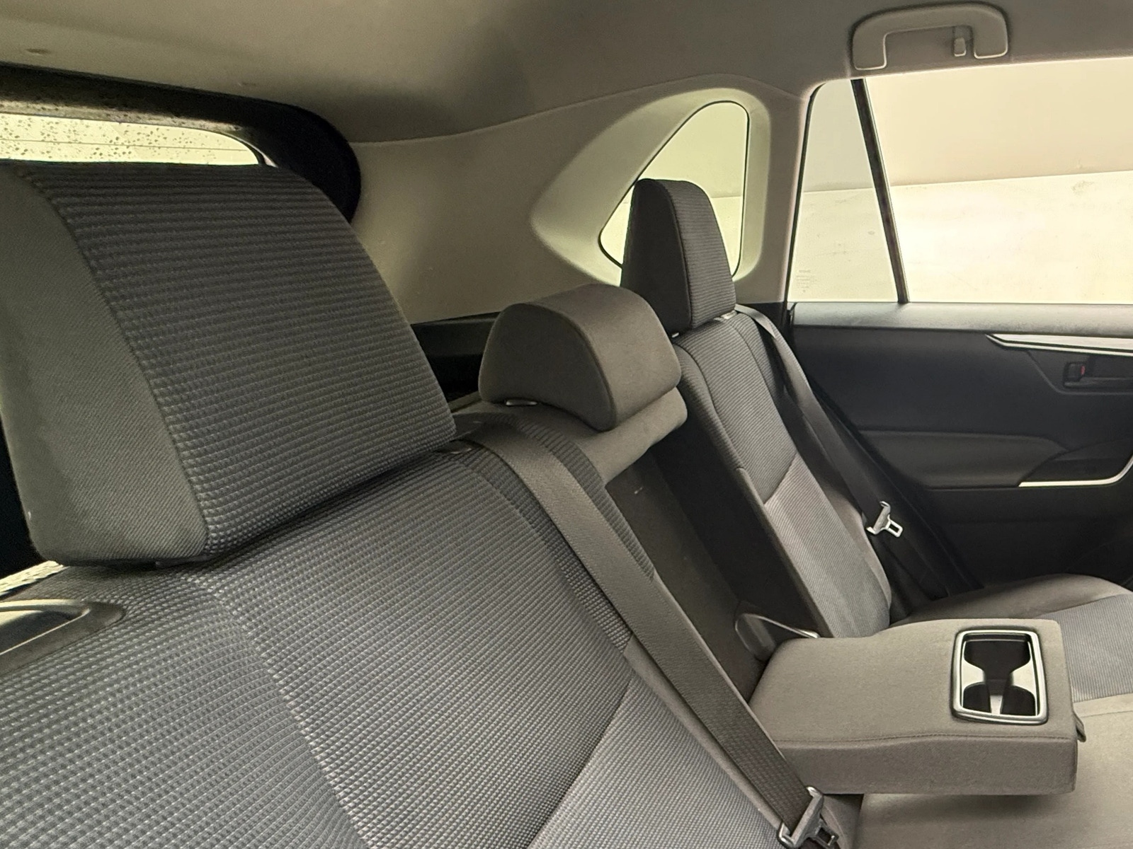 Thumbnail: 2020 Toyota RAV4 - 6