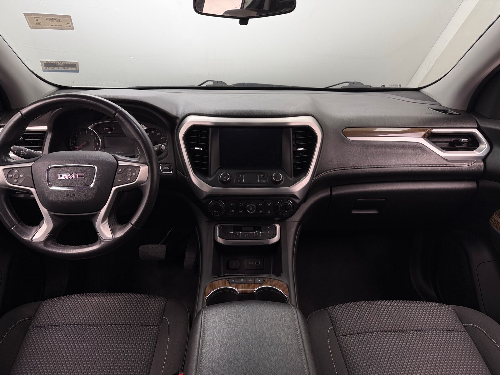 Thumbnail: 2020 GMC Acadia - 3