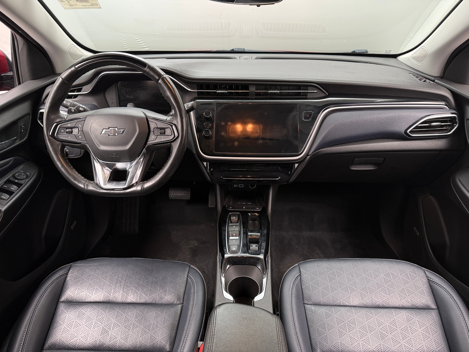 Thumbnail: 2022 Chevrolet Bolt EUV - 2