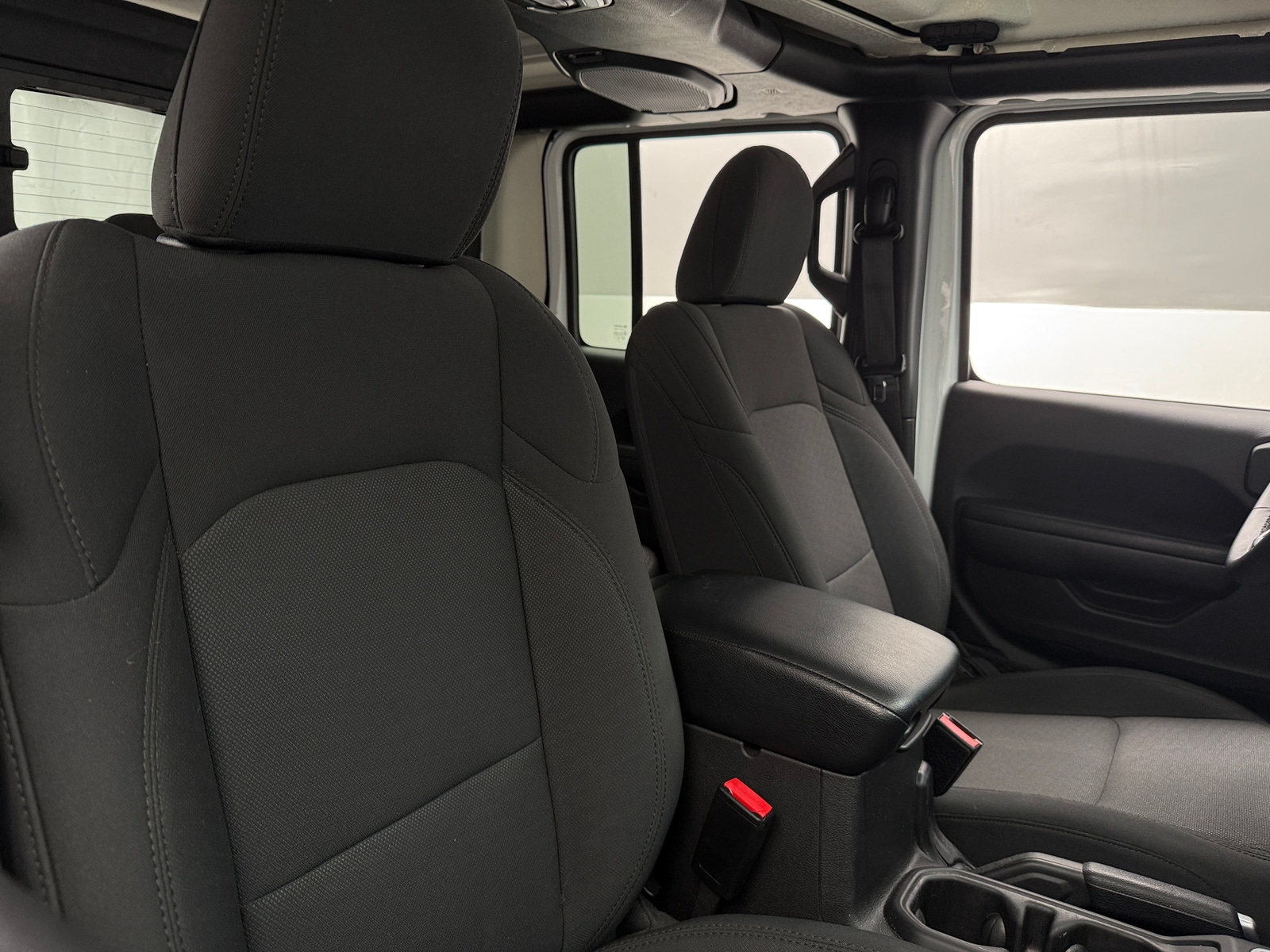 Thumbnail: 2023 Jeep Gladiator - 2