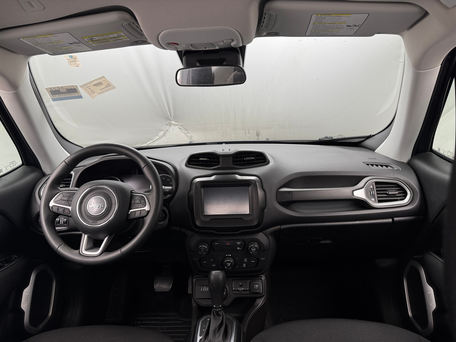 Thumbnail: 2021 Jeep Renegade - 3