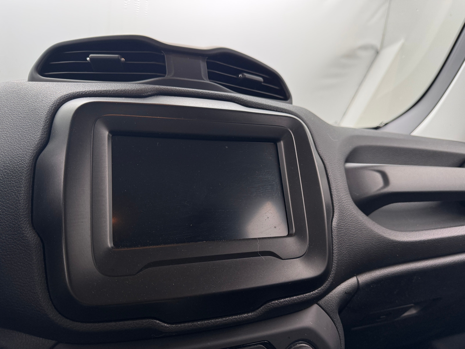 Thumbnail: 2021 Jeep Renegade - 4