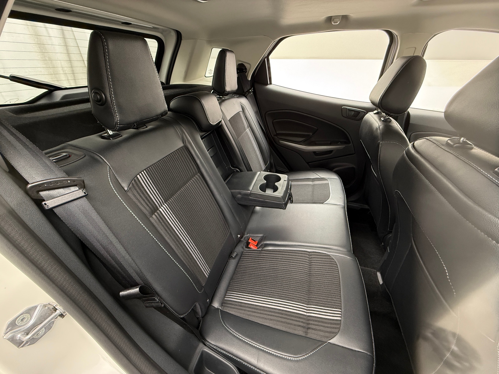 Thumbnail: 2019 Ford EcoSport - 5