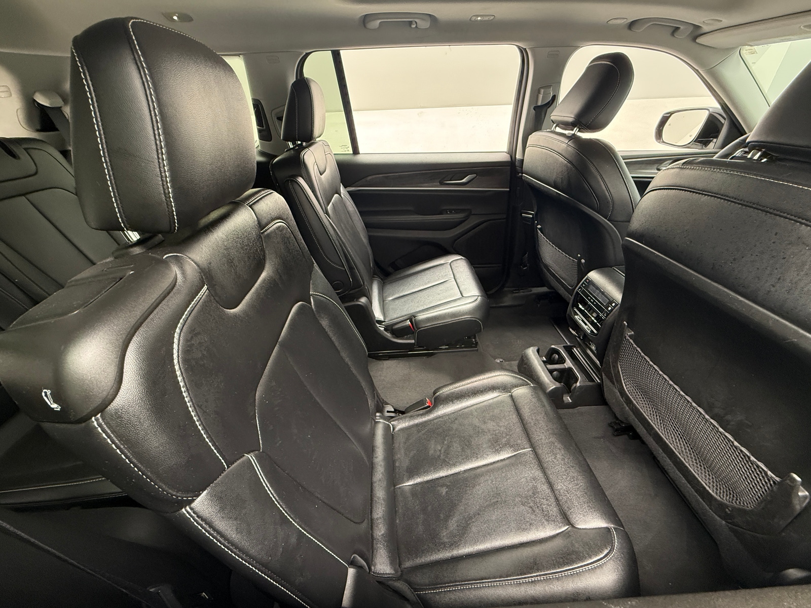 Thumbnail: 2023 Jeep Grand Cherokee L - 5