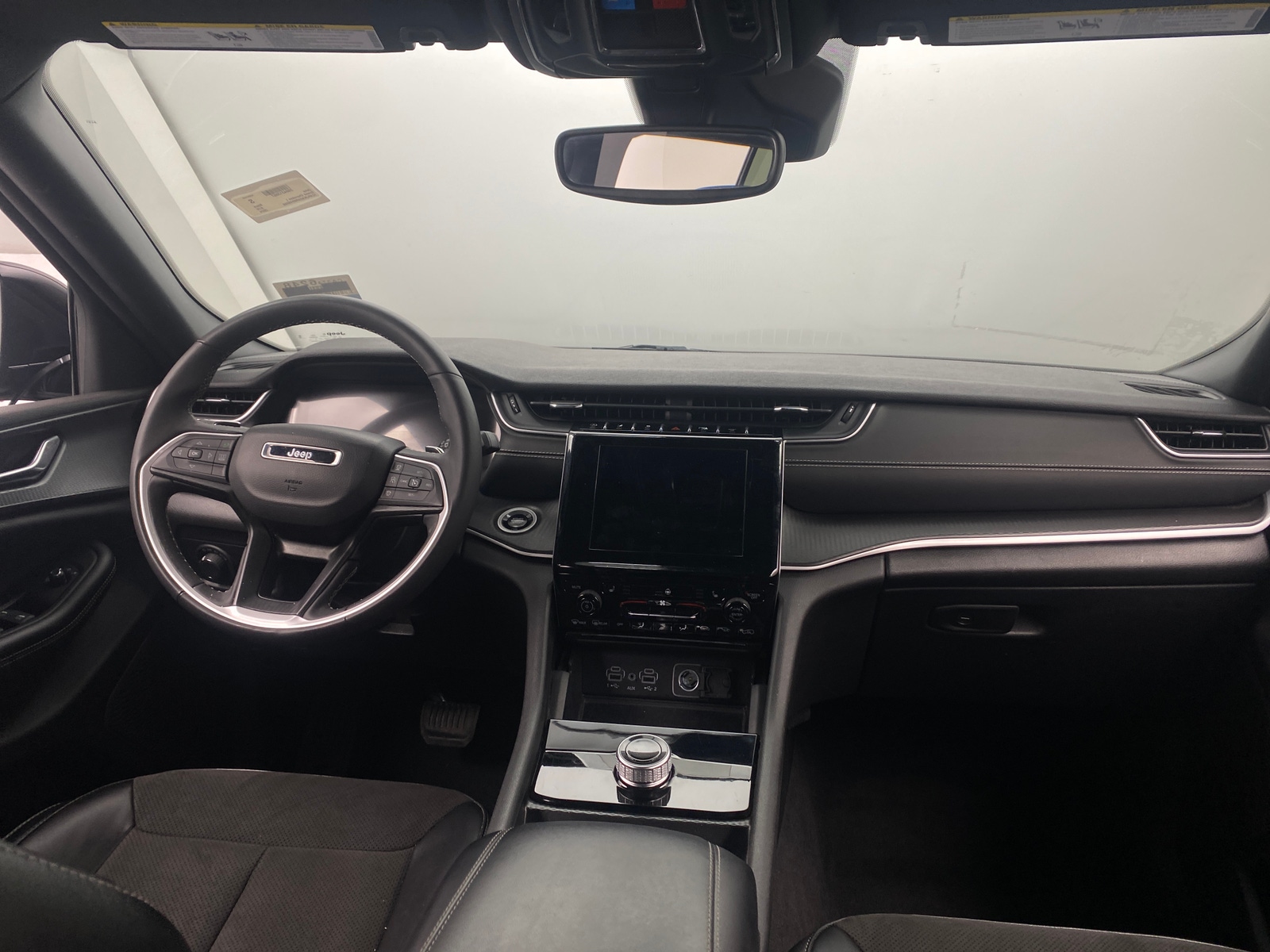 Thumbnail: 2024 Jeep Grand Cherokee L - 2