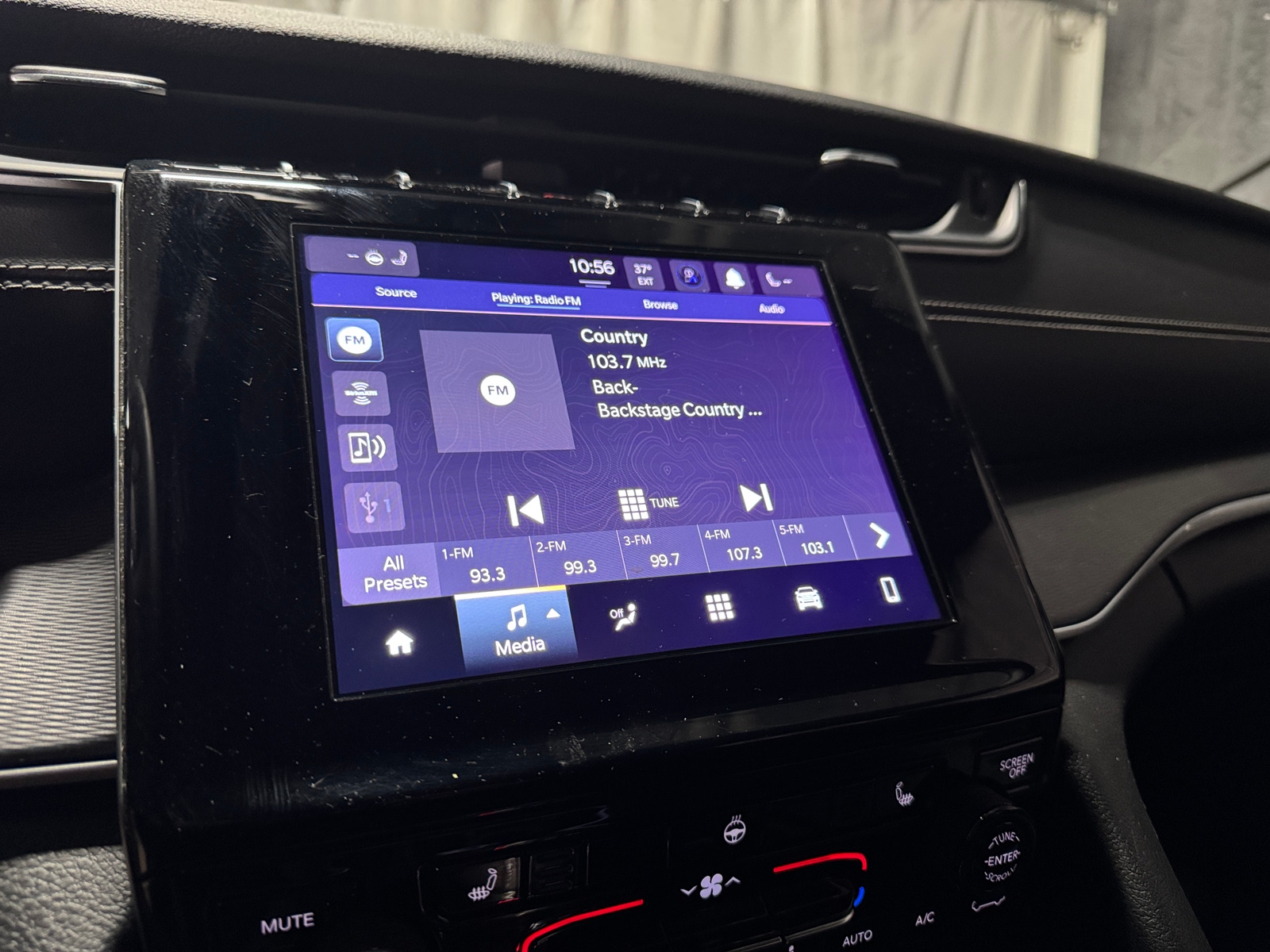 Thumbnail: 2024 Jeep Grand Cherokee L - 3