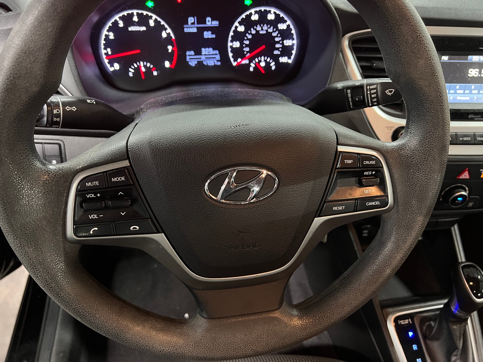 Thumbnail: 2022 Hyundai Accent - 5