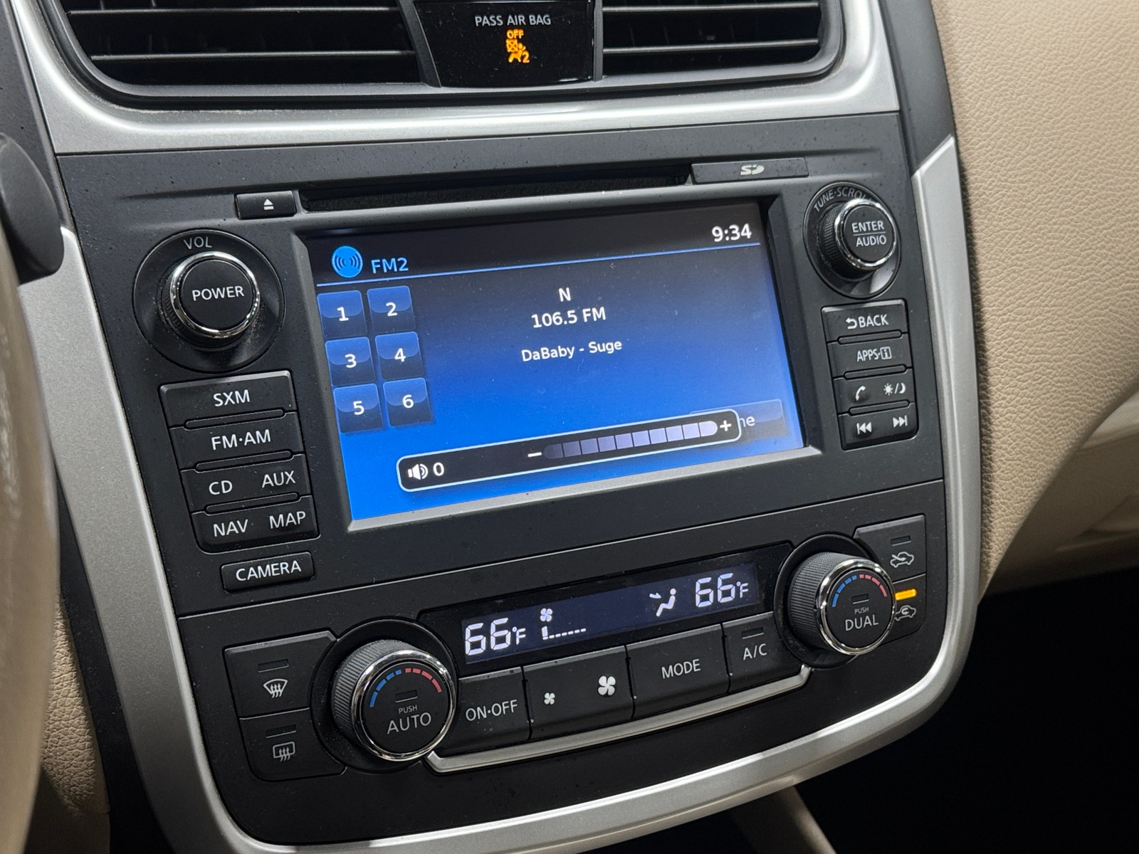 Thumbnail: 2016 Nissan Altima - 3