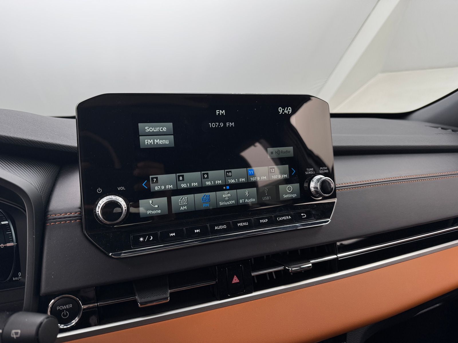 Thumbnail: 2024 Mitsubishi Outlander - 3