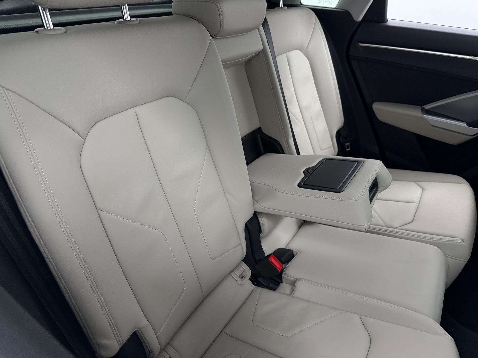 Thumbnail: 2022 Audi Q3 - 5